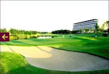 Bangkok Golf Spa Resort Exteriör bild